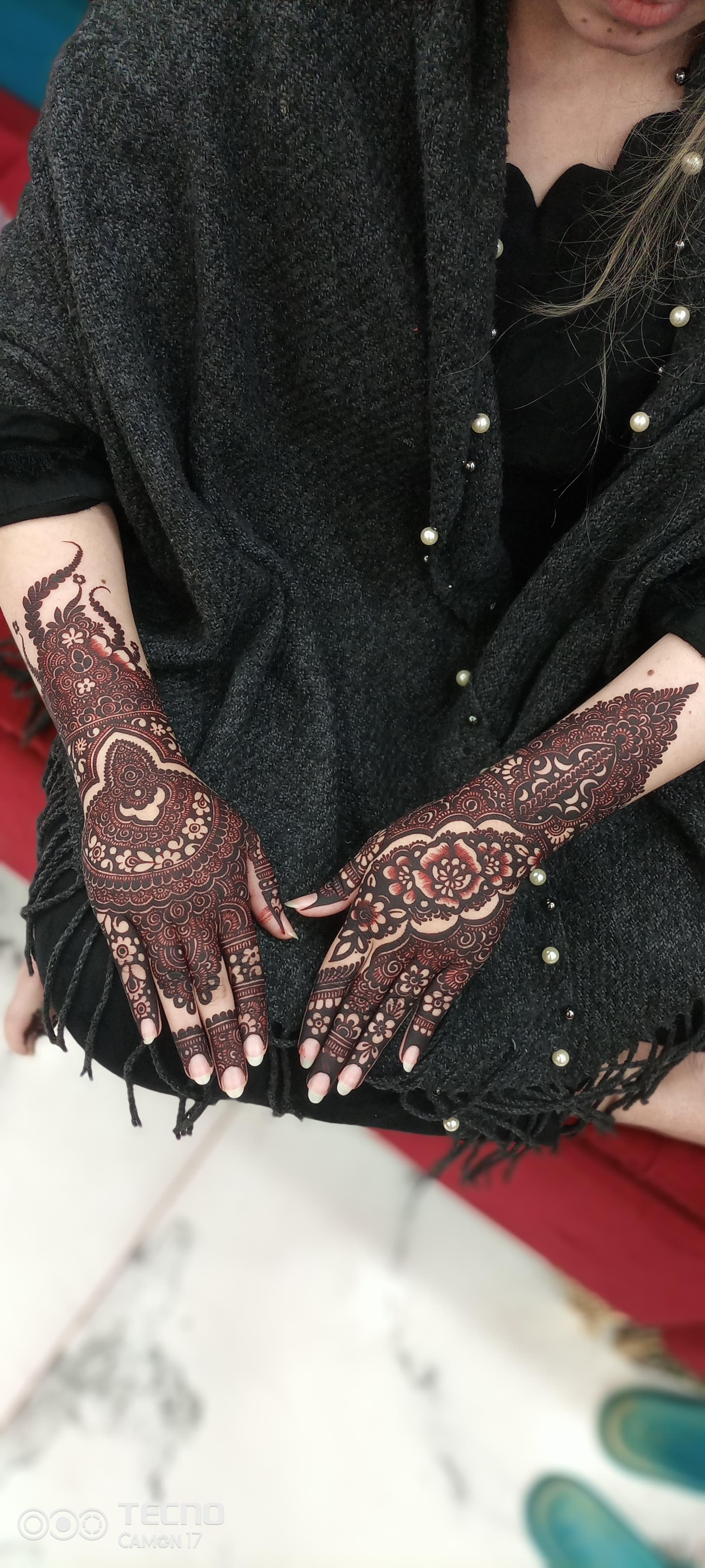 Quarter Mehndi Design 4