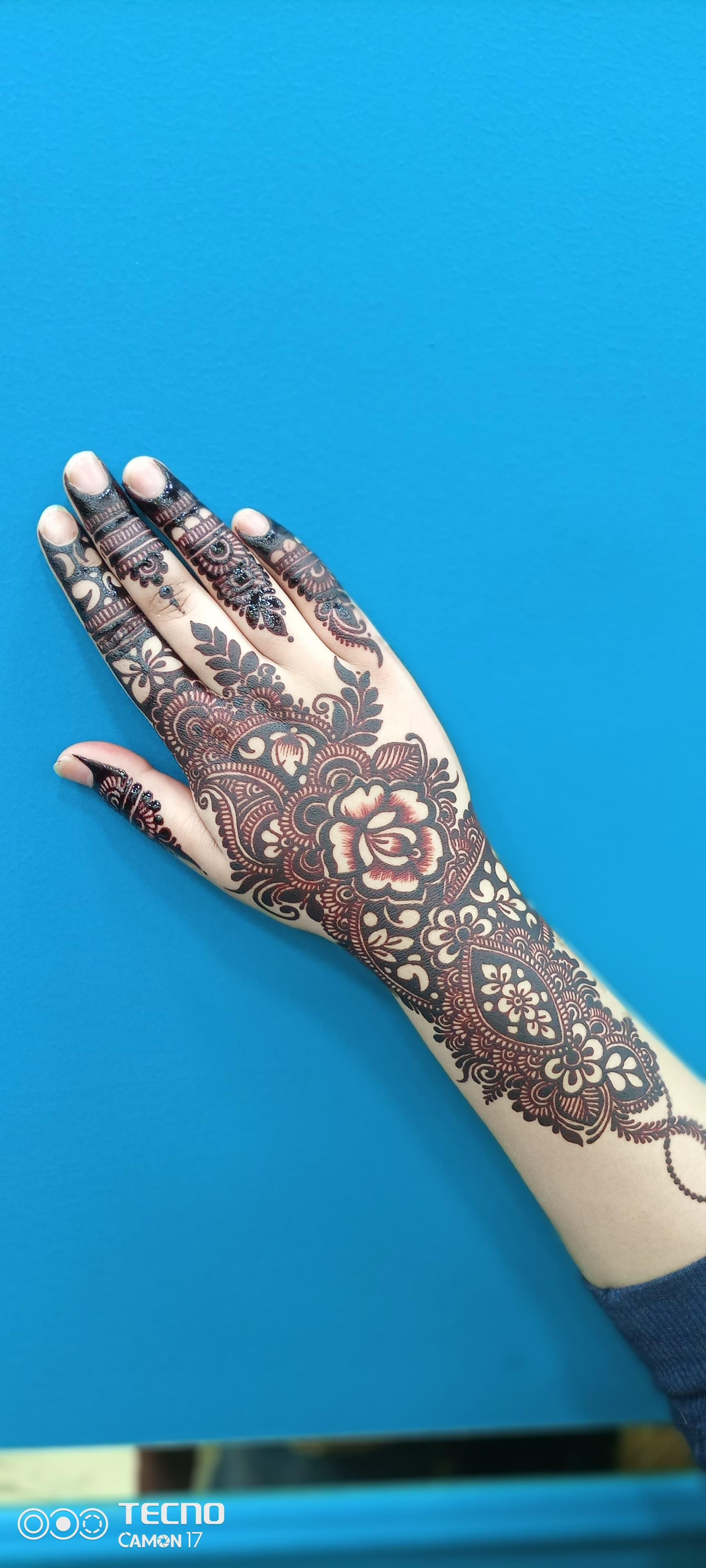 Quarter Mehndi Design 4