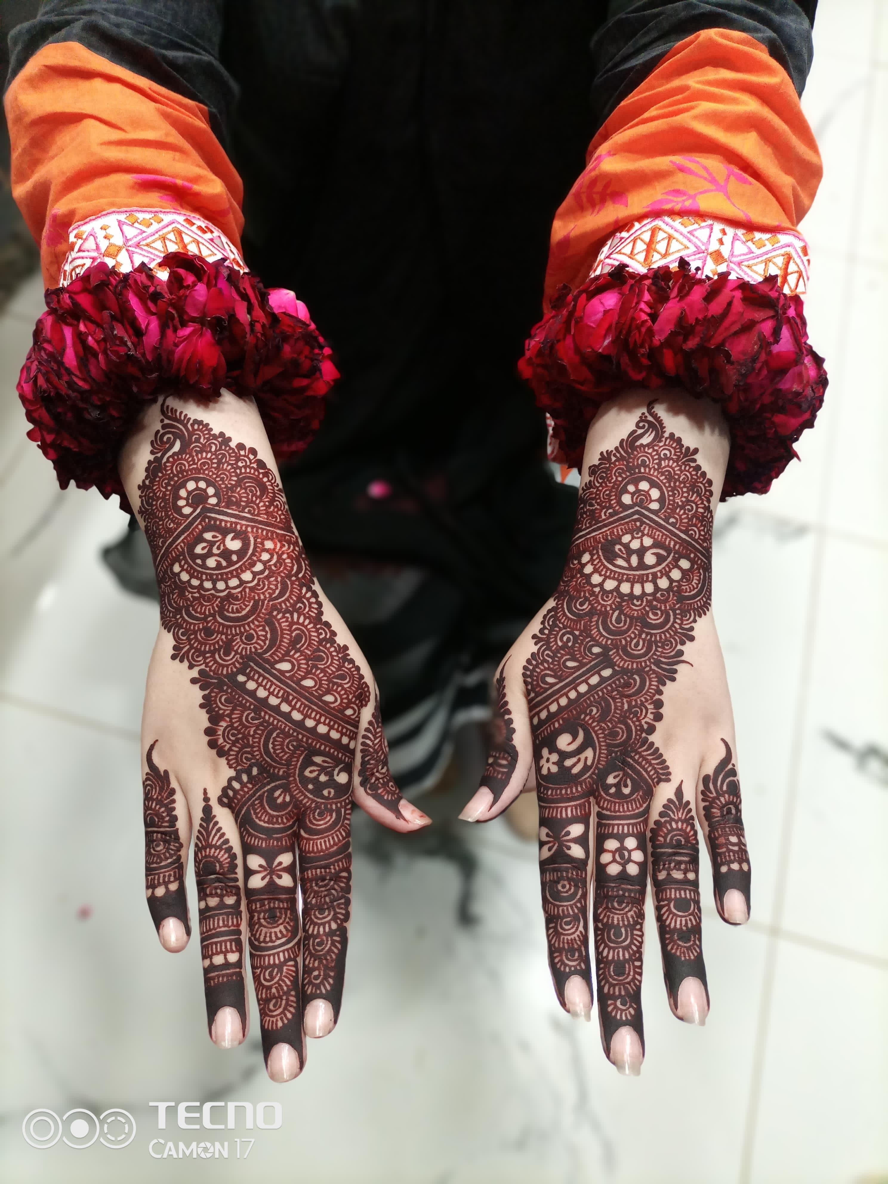 Quarter Mehndi Design 4