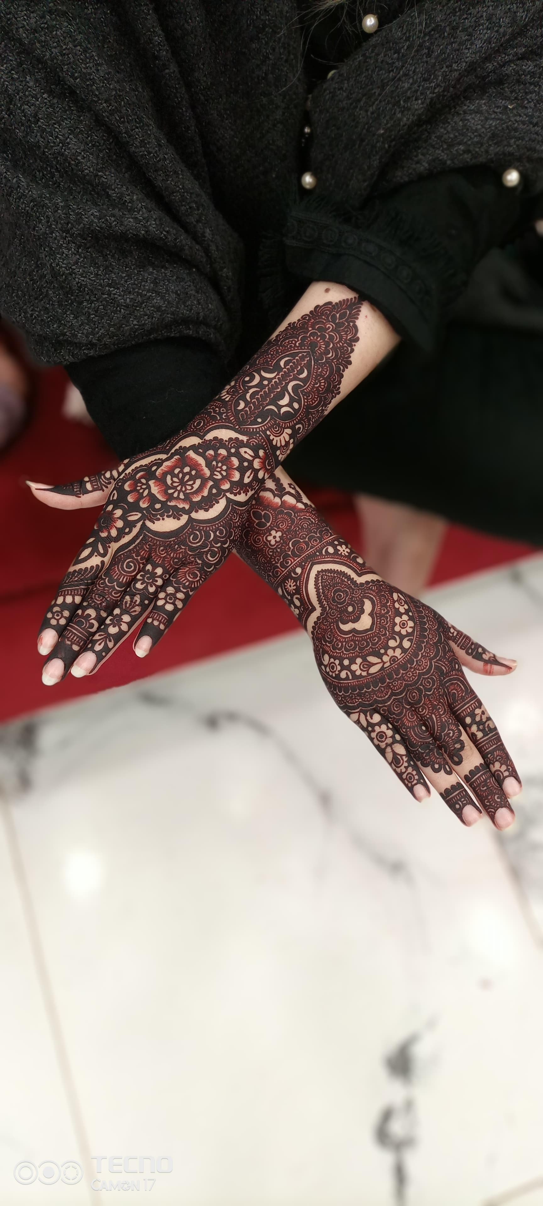 Quarter Mehndi Design 4